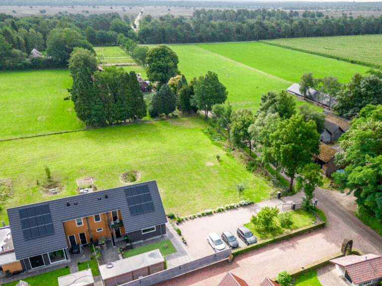 Dichtbij de heide en bos